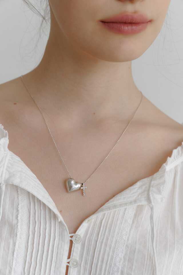 [4차 리오더] white love and cross necklace (Silver 925)